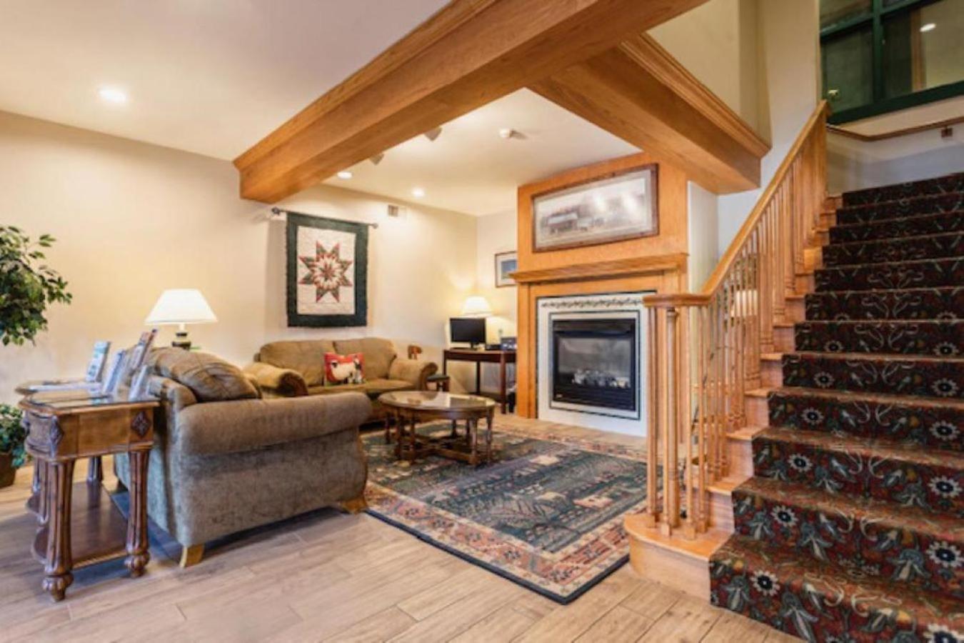 Lancaster Inn & Suites Manheim Εξωτερικό φωτογραφία