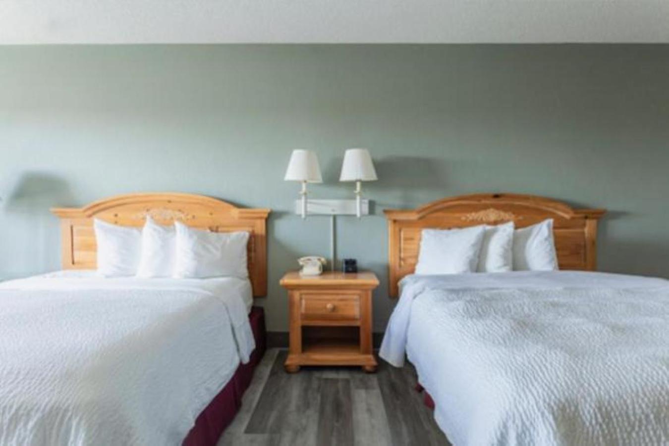Lancaster Inn & Suites Manheim Εξωτερικό φωτογραφία