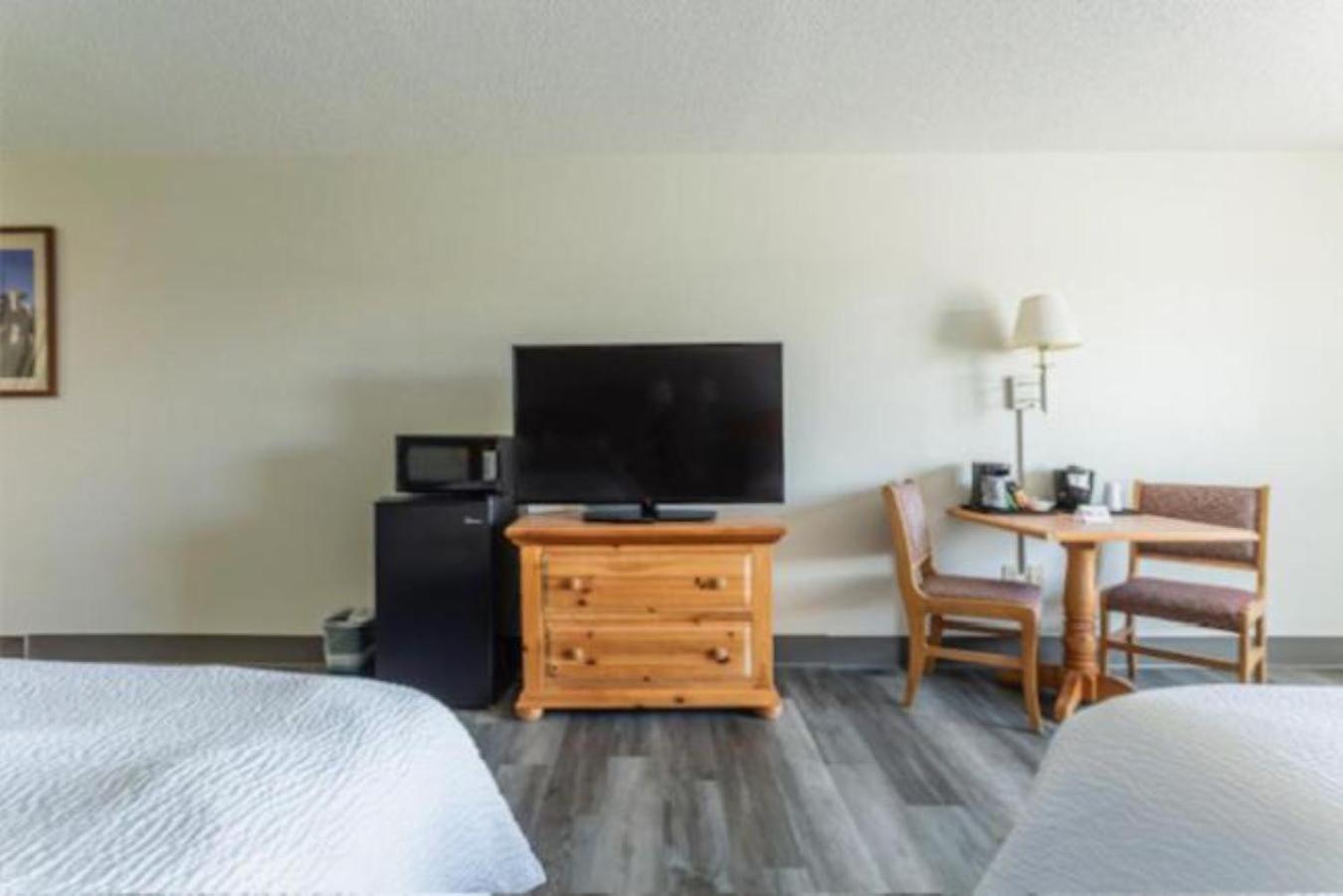 Lancaster Inn & Suites Manheim Εξωτερικό φωτογραφία