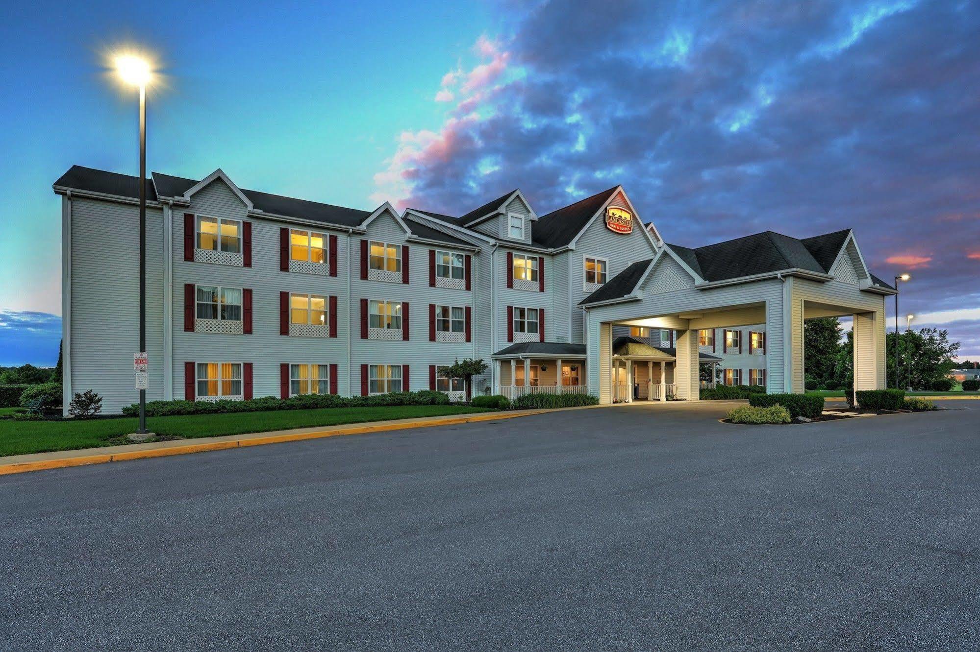 Lancaster Inn & Suites Manheim Εξωτερικό φωτογραφία